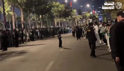 蜘蛛直播登录入口-外媒：吉达国民匆忙与球迷庆祝亚冠冠军，想快点备战利雅得胜利